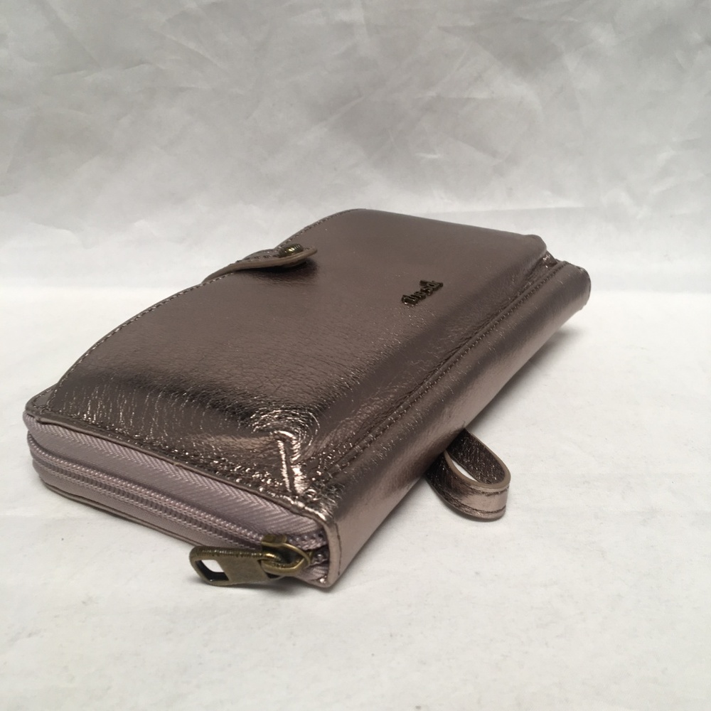 3 for $42. The Sak 3 In 1 Leather Phone Wallet - Picture 6 of 7